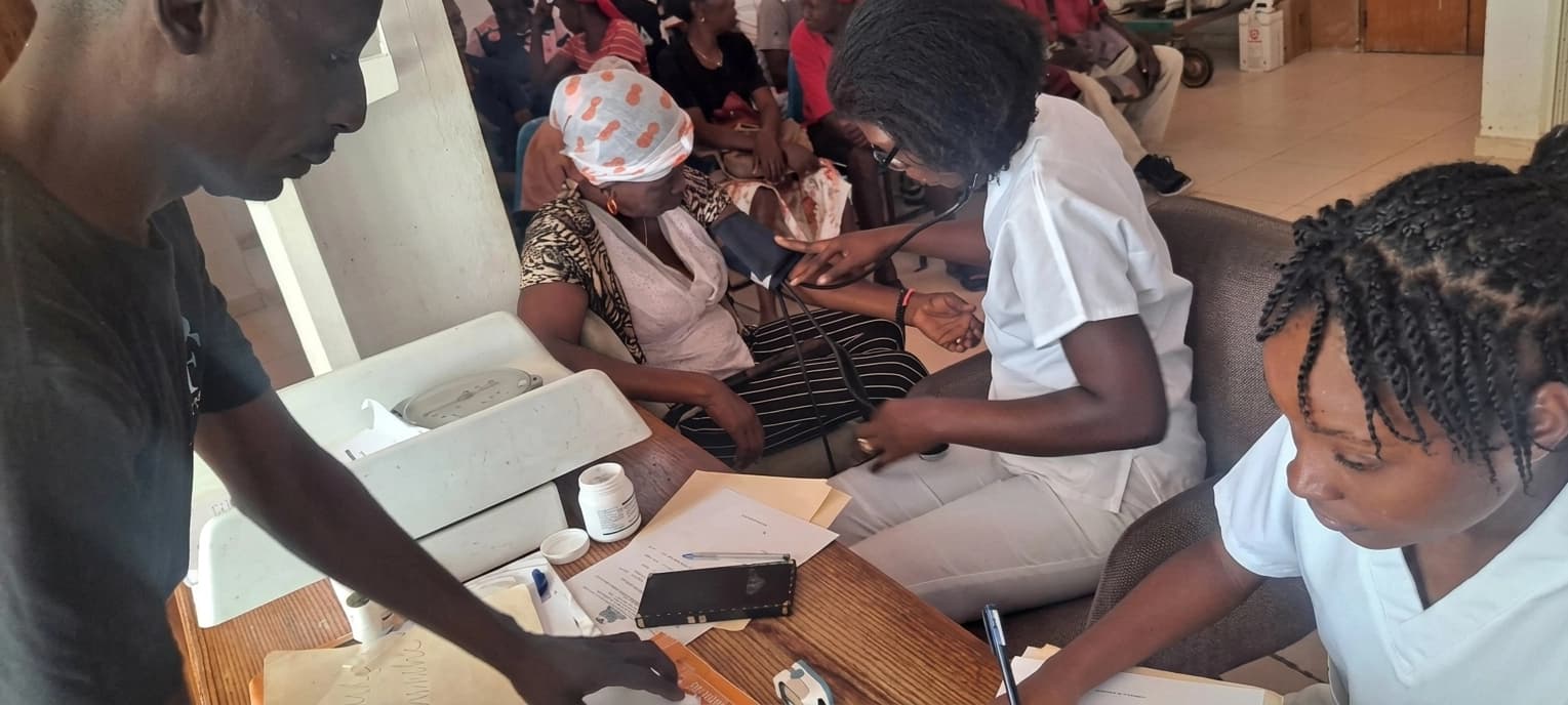 Mobile Clinic, Terre des Nègres photo 5